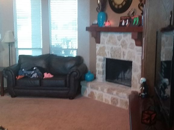 2nd image of 422 Cimarron Meadows Dr