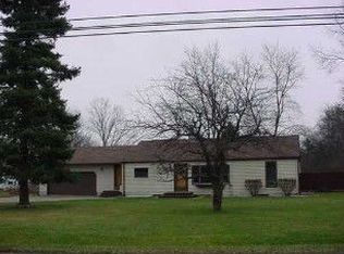 1277 W Round Lake Rd, Dewitt, MI 48820