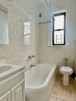 4th image of 4219 18th Ave APT D6