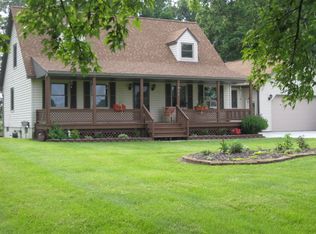 5424 Van Dyke Rd, Almont, MI 48003