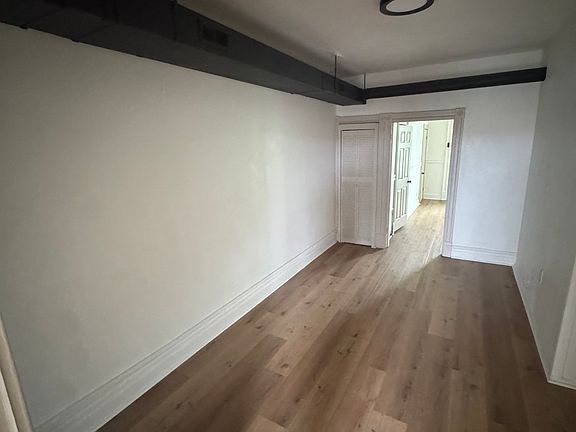 4th image of 2909 Gravois Ave #2905-A