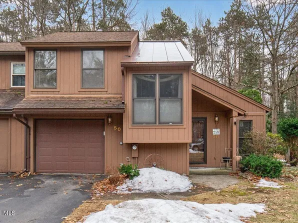 50 Arrow Wood Place, Ballston Spa, NY 12020