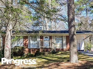 646 Melrose Dr, Forest Park, GA 30297