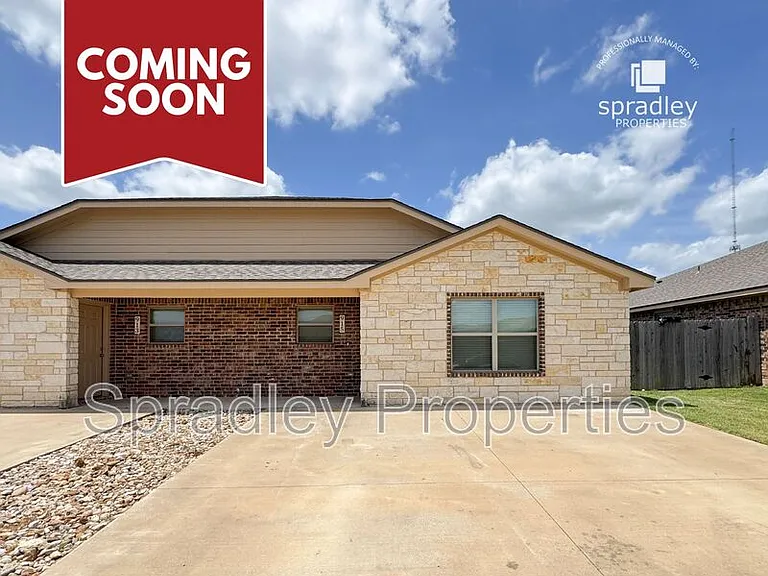 1560 Vani Ct — Photo 1