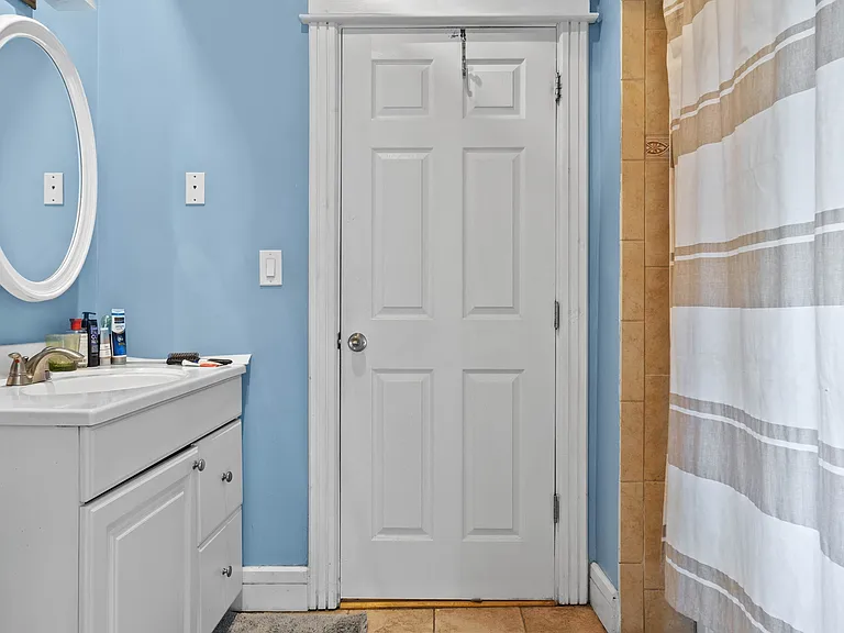 18 Gaston St #2 — Photo 21