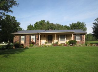 263 Collins Ln, Glasgow, KY 42141