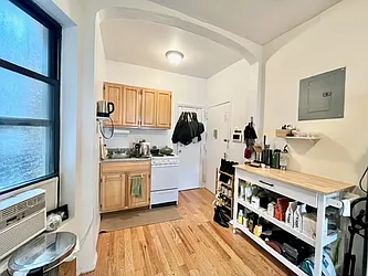 Rented by Best Apartments North Inc