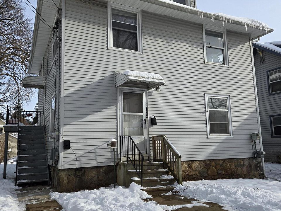 1st image of 1033 1st St