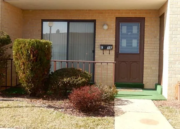 Private deck area - 9906 Bustleton Ave #C16