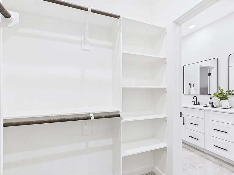 5032 Creekmont Dr — Photo 34