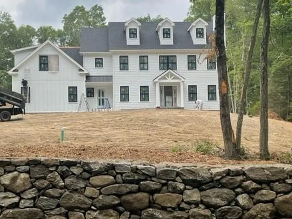 124 Old Hyde Road, Weston, CT 06883