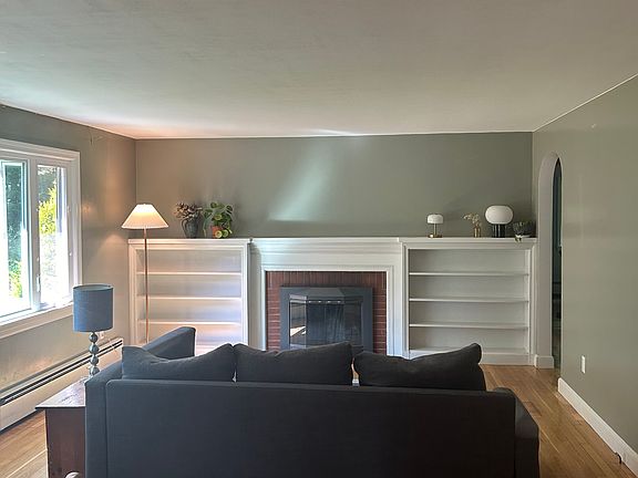 2nd image of 322 Reservoir St