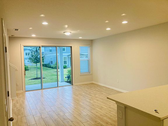 3rd image of 469 Pine Bluff Dr #469
