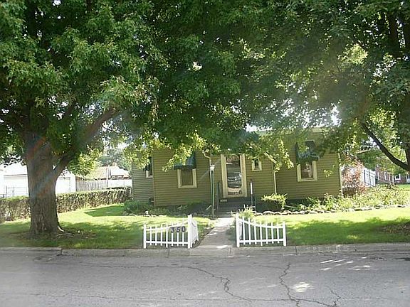 2nd image of 350 N Barron St