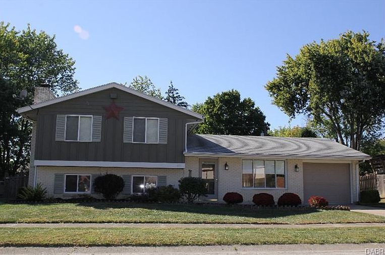 1st image of 411 Holderman Pl