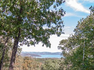 253 September Falls Dr, Reeds Spring, MO 65737