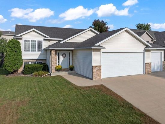 6247 Fairway Dr NW, Rochester, MN 55901