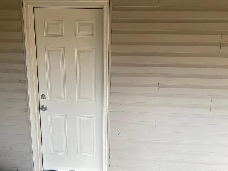 side door under car port