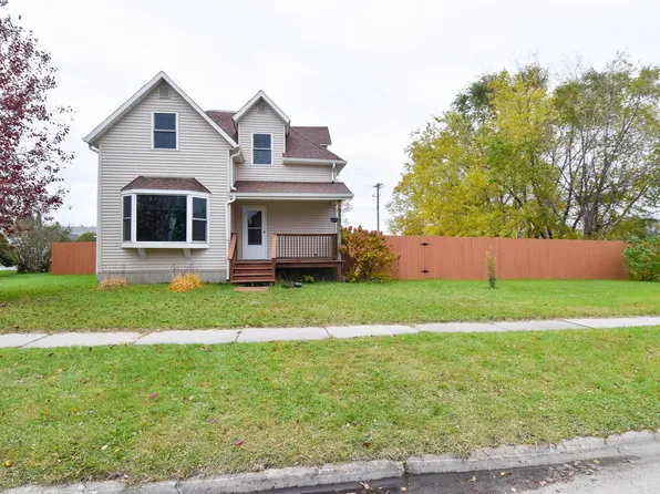 315 State Ave SW, Red Lake Falls, MN 56750