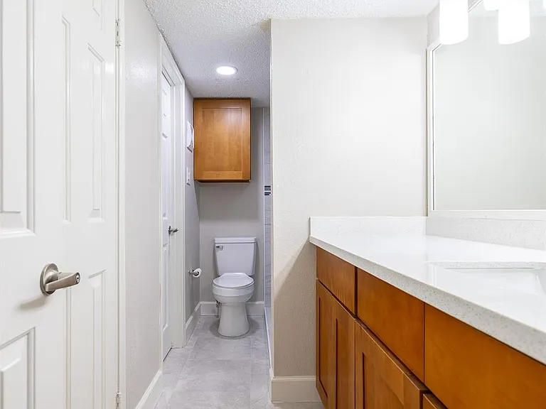 2750 Holly Hall St #1711 — Photo 10