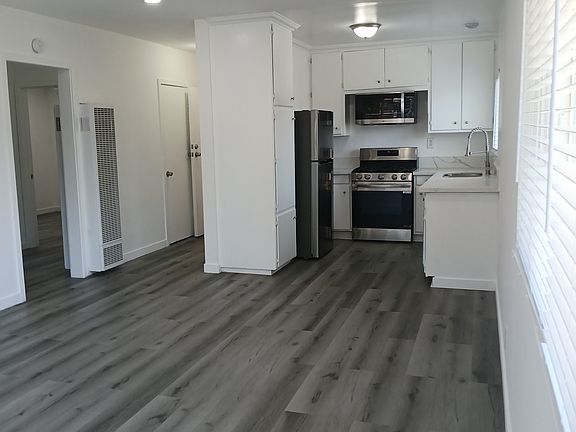 2nd image of 2404 S Carolina St