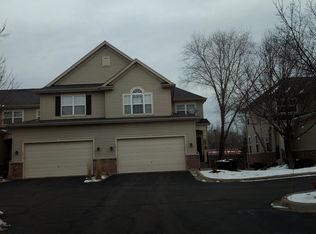 39 Melrose Ct, South Elgin, IL 60177