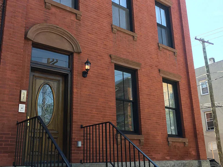 501 Bloomfield St #3 — Photo 2
