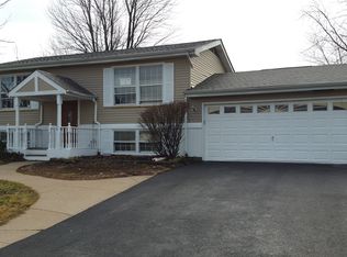 219 Grant Dr, Bolingbrook, IL 60440