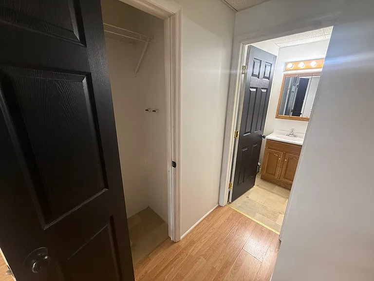 400 N Main St #2 — Photo 9