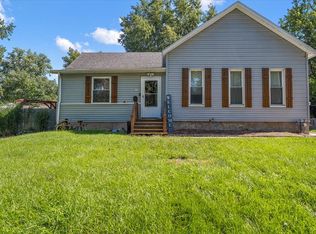 1412 W Grove St, Bloomington, IL 61701