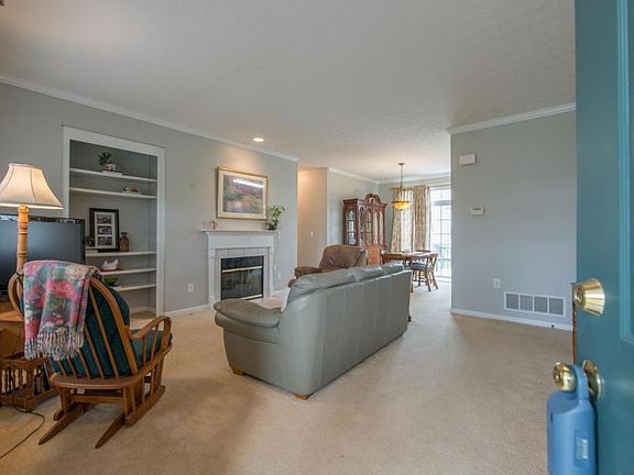 2nd image of 5948 Naughten Pond Dr