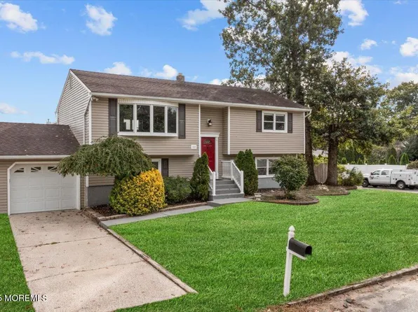 300 Morningside Street, Toms River, NJ 08757