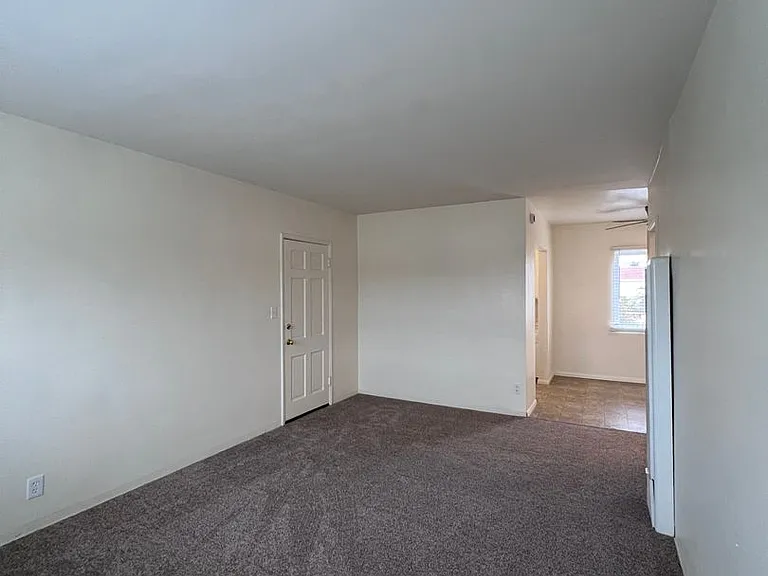 3211 Madison Ave #B — Photo 6