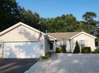335 Lighthouse Dr, Manahawkin, NJ 08050
