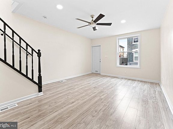 5th image of 2211 Pierce St