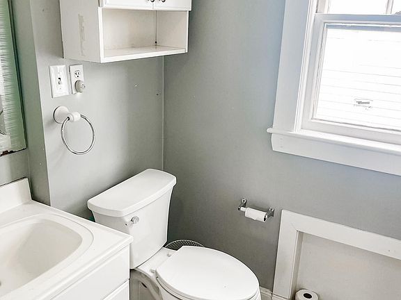 5th image of 24 Hovey St #2