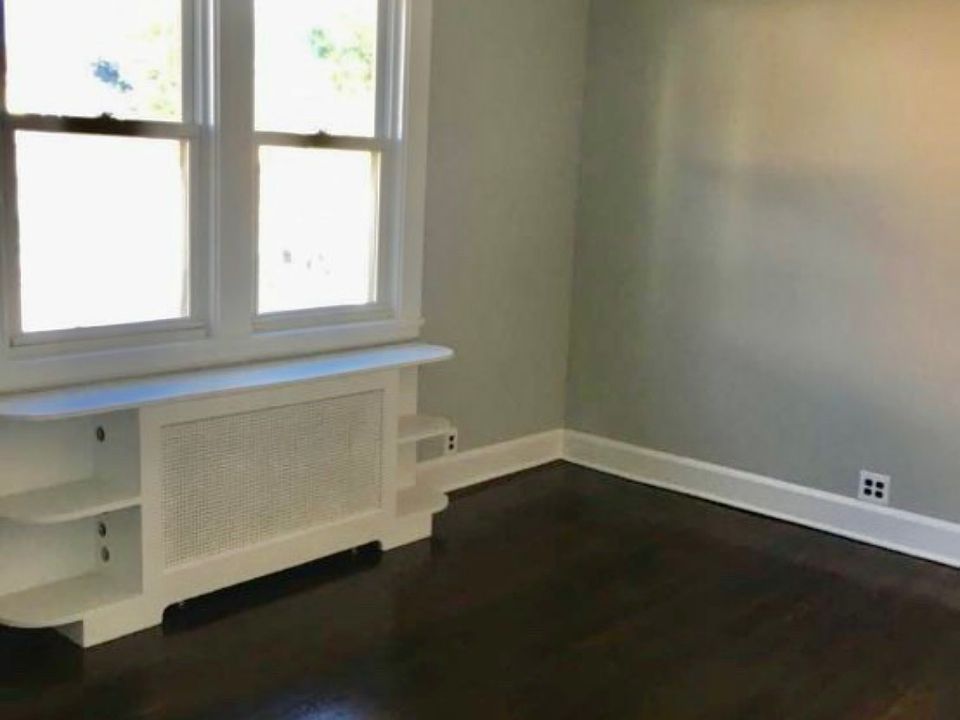 2nd image of 53 1st St Floor 2