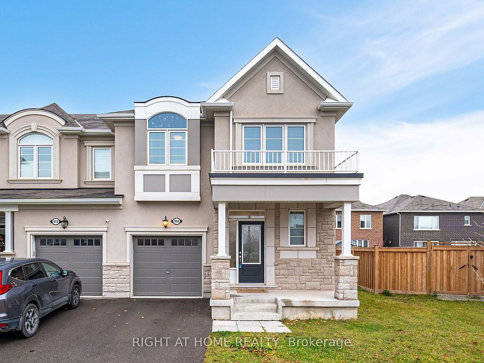 1st image of 908 Sumac Cres