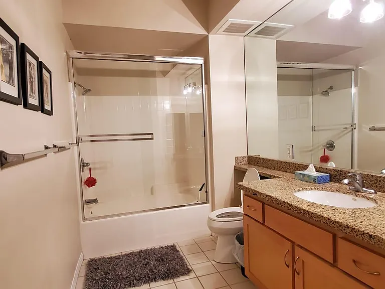 450 J St #4111 — Photo 15