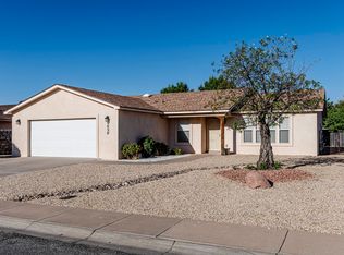 5958 Moon View Dr, Las Cruces, NM 88012