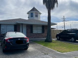 3605 Kings Dr, Chalmette, LA 70043