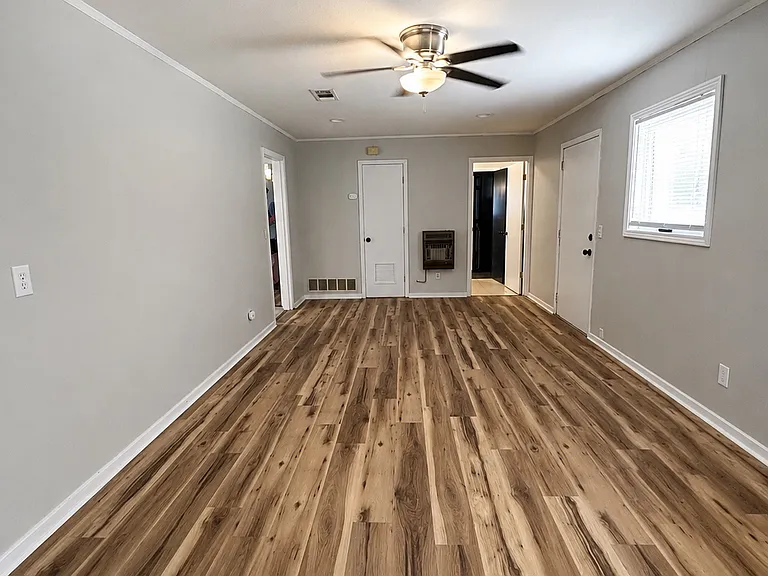310 Bounds St — Photo 6
