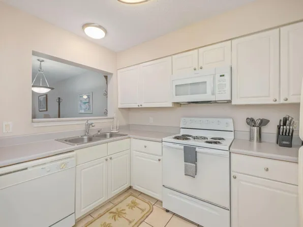 4274 Calinda Ln #127, Niceville, FL 32578