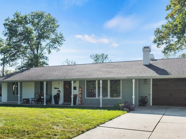 2923 Inwood Dr, Fort Wayne, IN 46815