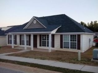 404 Foot Log Ln, Hogansville, GA 30230