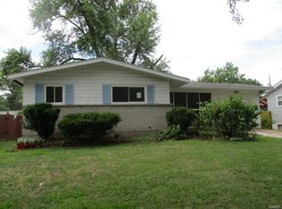 608 Lynn Haven Ln, Hazelwood, MO 63042
