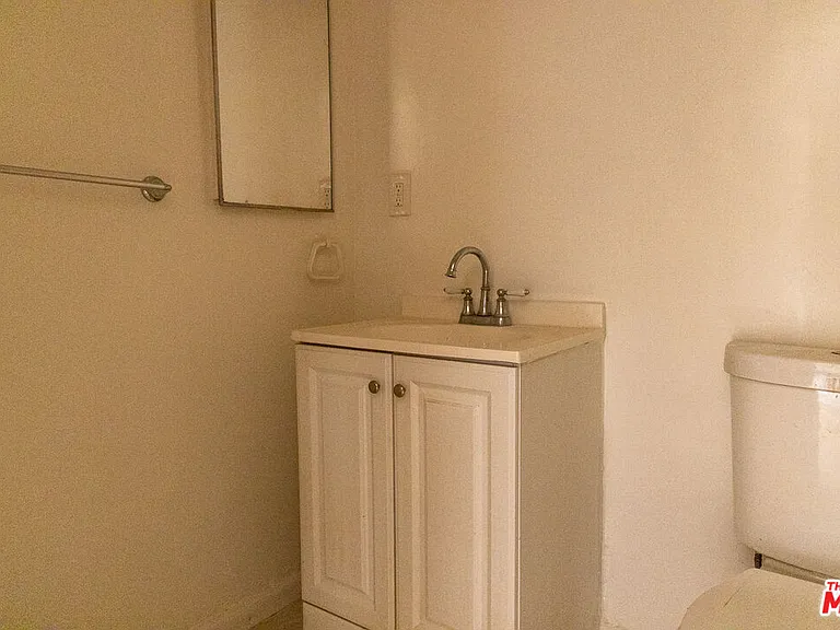 6126 Eleanor Ave #1 — Photo 9