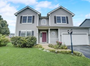 417 Ogden Falls Blvd, Oswego, IL 60543