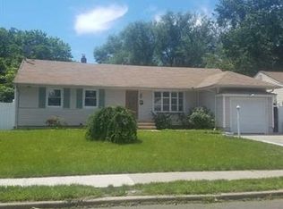 139 Valley View Rd, Hillside, NJ 07205
