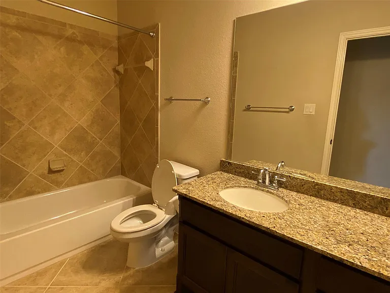 5922 Solara Ledge Ln — Photo 19